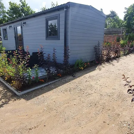 Debina Jalowcowa 8 营地 Debina (Ustka)